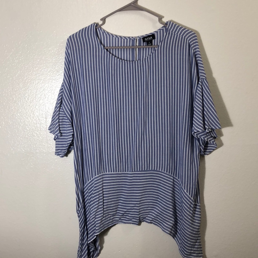 Blue n white strips shirt